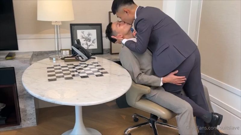 Suitslave 超欲的西装fuck 拍的很有感觉
