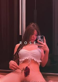 巨乳美女网红 红玫瑰诱惑自慰