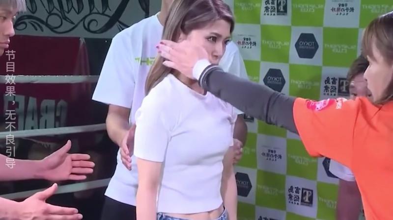 国外综艺名场面 扇巴掌大赛