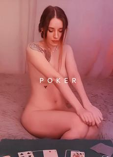和女神玩输一次脱一件的游戏