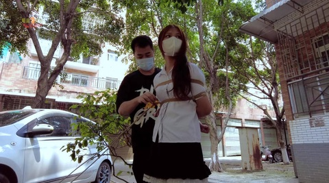 【晓鹿绳艺!@】_%把在 家闲着的妹妹拉出去遛一遛