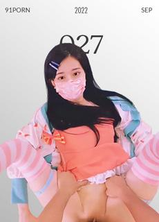 不见星空 可爱萝利被棒棒插入叫的不停