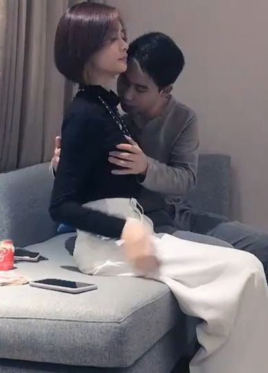 91大神探花 气质西装女高管 依旧乖的向小母狗被我操