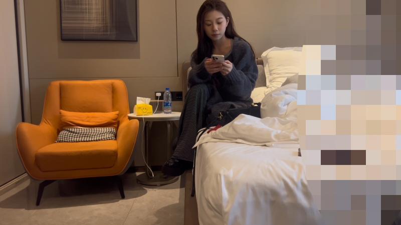 杏吧建材王哥13 - 今天花3000约了个刚下水的大圈妹子，妹子没啥经验各方面都比较配合，就是很害羞一直忍着不叫床
