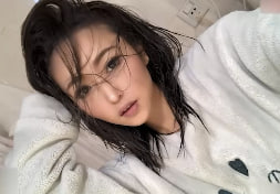 可御可甜反差婊模特vava私密视图流出