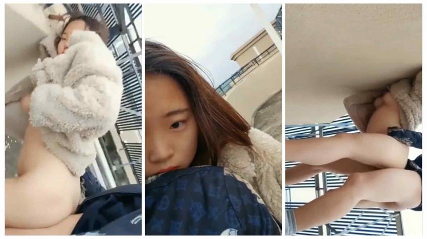 可爱小妹妹户外阳台做爱一道亮丽风景线 刺激