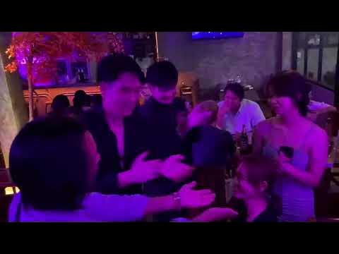 关生今晚带女去鸭吧！