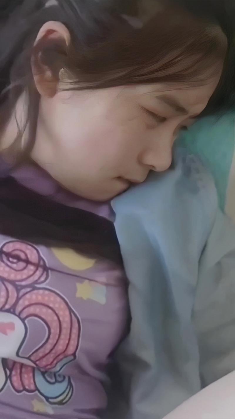 厂里新交的女友操完射在脸上