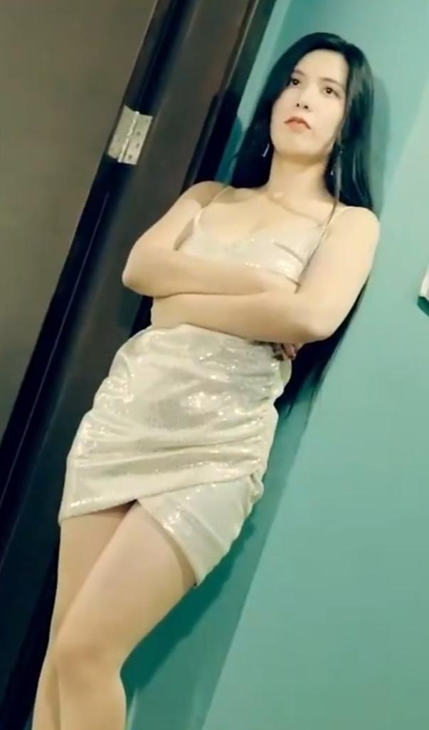 富婆的专属外卖员